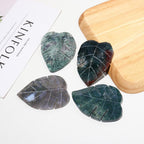 Runyangshi 1PCS Natural Moss Agate Crystal Leaves Sculpture Hand-Carved Large Aquatic Agate Leaf Healing Stone Figurines Healing Reiki Crystal Gemstone Collection Home Decor Desk Decor Gift